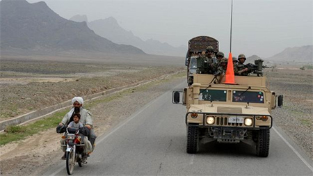 Primer traspaso de poderes desde la caída de talibán